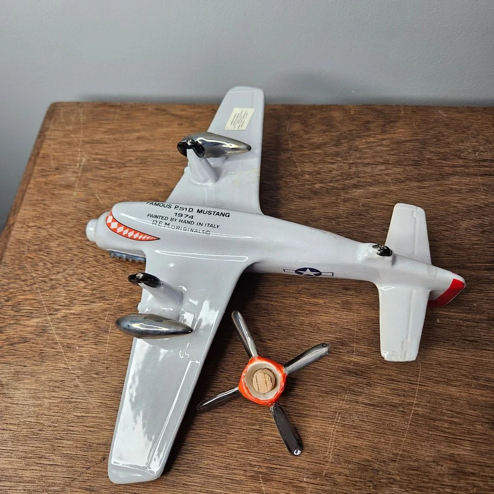 Vtg 1974 Famous First REM Originals P-51D Mustang Airplane Decanter Hand Painted